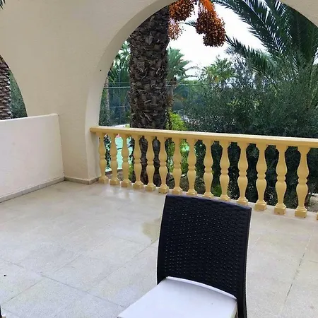 Oscar Beachfront & & Casino 4* Kyrenia (Northern Cyprus)